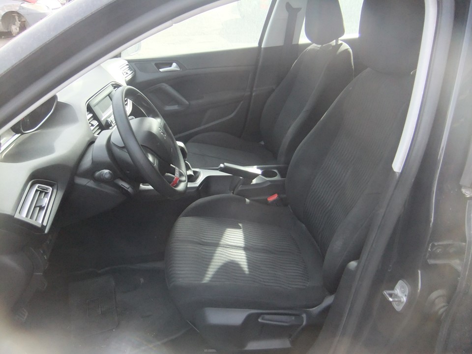Recambios para Peugeot 308 2016 1.6 HDi: piezas compatibles para mantenimiento y reparación