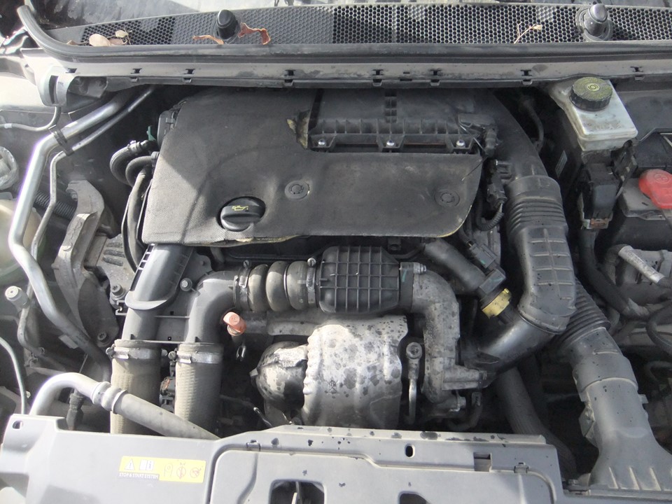 Recambios para Peugeot 308 2016 1.6 HDi: piezas compatibles para mantenimiento y reparación